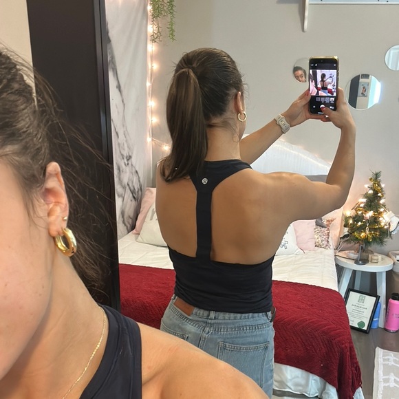 Lululemon Navy Sleeveless Top - Picture 2 of 2